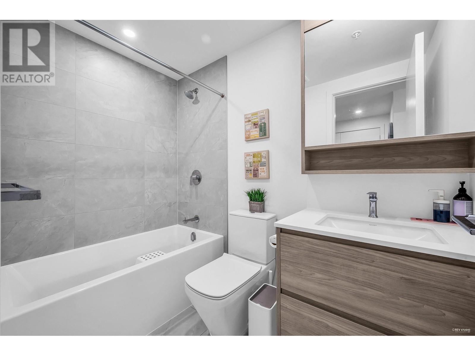1008 595 Austin Avenue, Coquitlam, British Columbia  V3K 0G7 - Photo 10 - R2865024