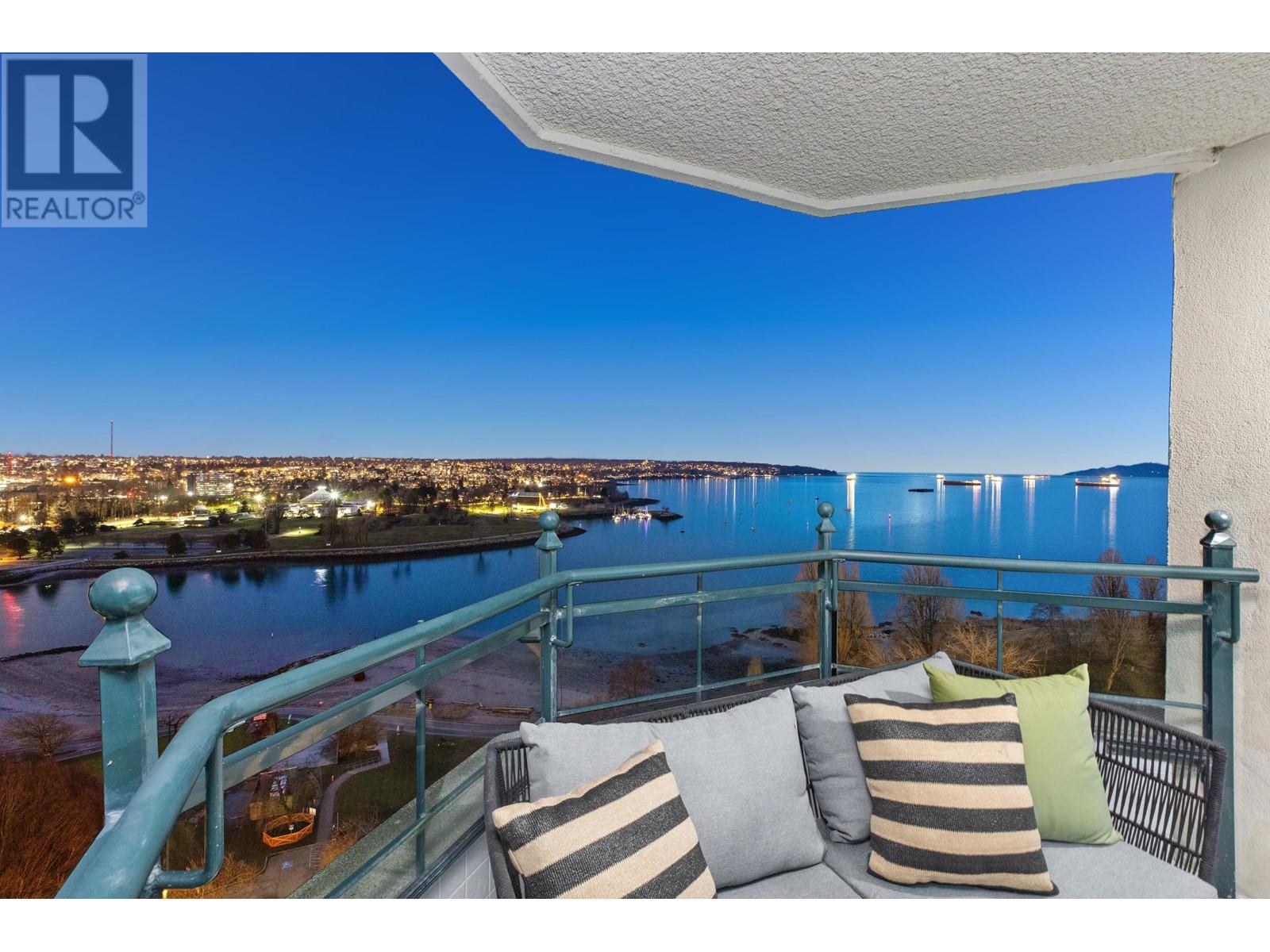 1801 1311 Beach Avenue, Vancouver, British Columbia  V6E 1V6 - Photo 3 - R2865076