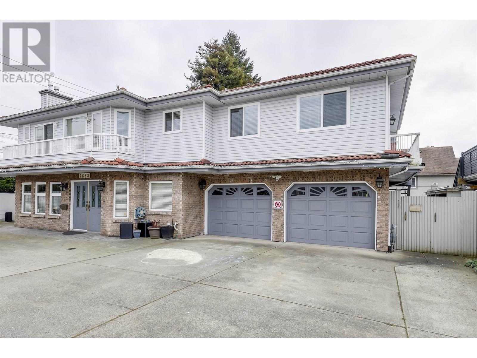 7688 16th Avenue, Burnaby, British Columbia  V3N 1P7 - Photo 1 - R2864907