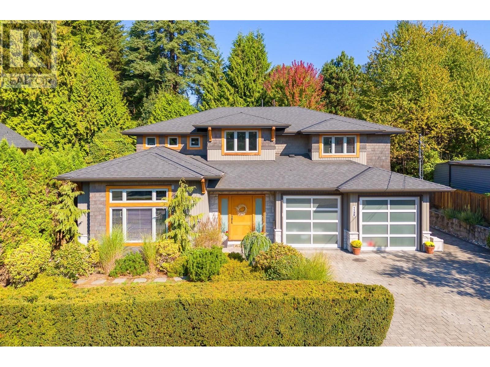 1138 Ridgewood Drive, North Vancouver, British Columbia  V7R 1J3 - Photo 1 - R2864953