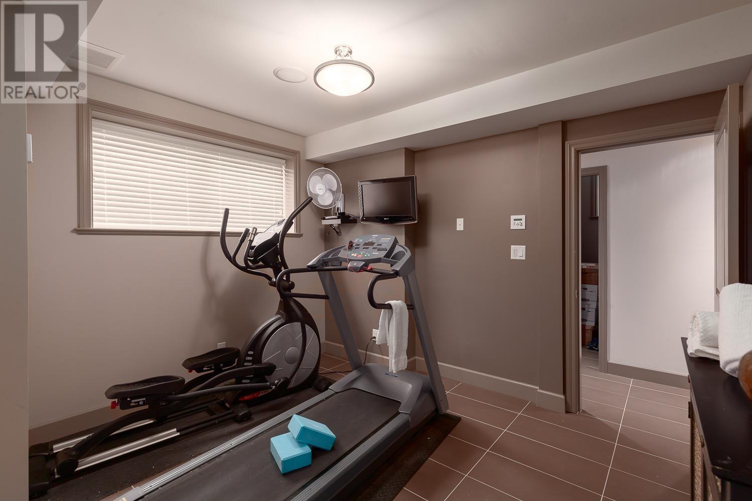 145 Peveril Avenue, Vancouver, British Columbia  V5Y 2L5 - Photo 33 - R2864960
