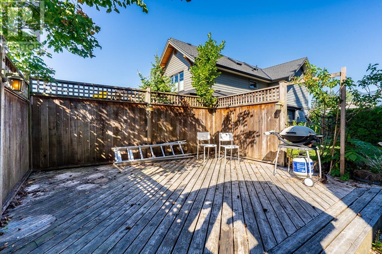 352 W 15th Street, North Vancouver, British Columbia  V7M 1S5 - Photo 10 - R2864963