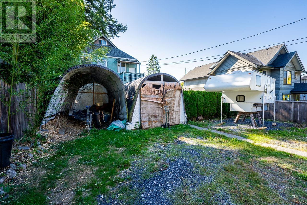 352 W 15th Street, North Vancouver, British Columbia  V7M 1S5 - Photo 17 - R2864963