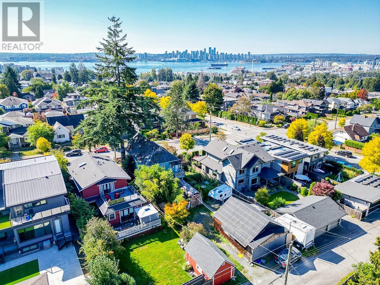 352 W 15th Street, North Vancouver, British Columbia  V7M 1S5 - Photo 24 - R2864963