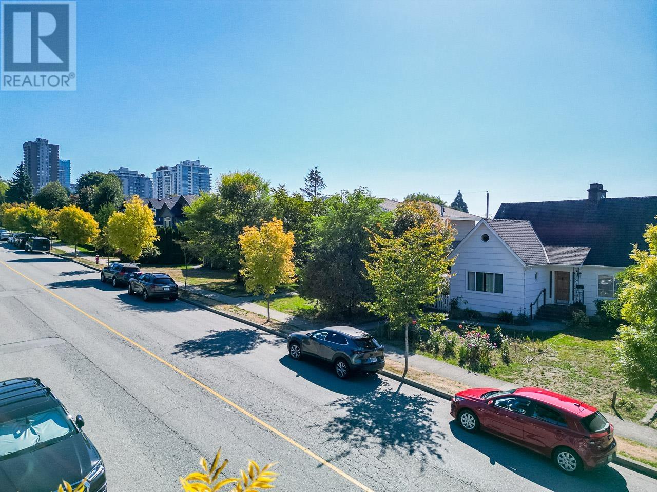 352 W 15th Street, North Vancouver, British Columbia  V7M 1S5 - Photo 32 - R2864963