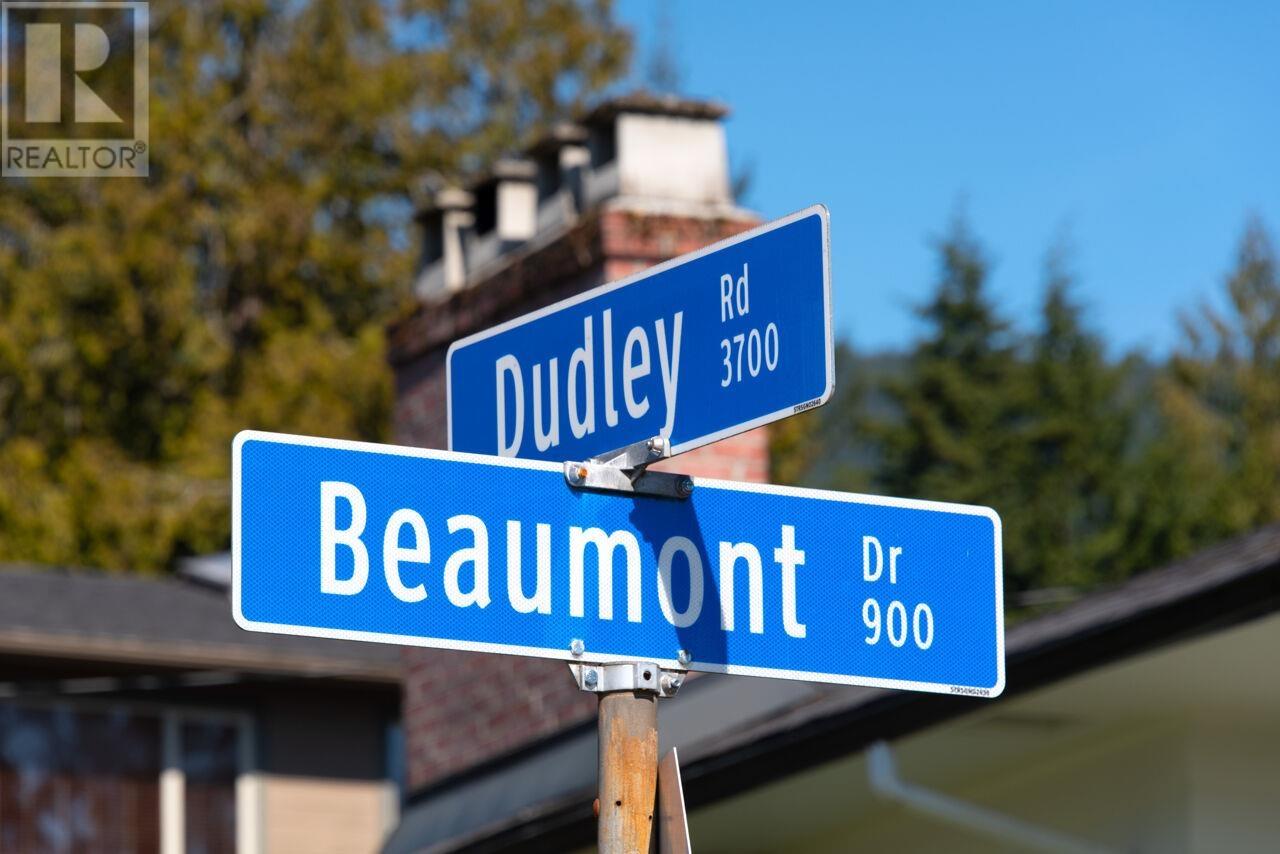 996 Beaumont Drive, North Vancouver, British Columbia  V7R 1P6 - Photo 6 - R2865015