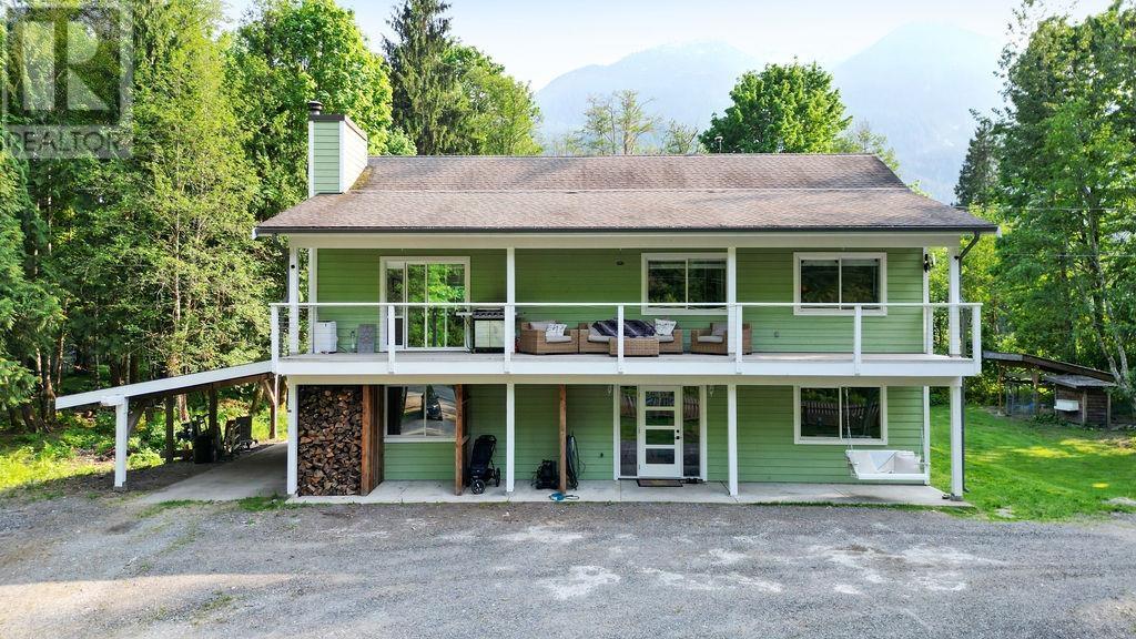 14605 Squamish Valley Road, Squamish, British Columbia  V0N 1H0 - Photo 18 - R2865036