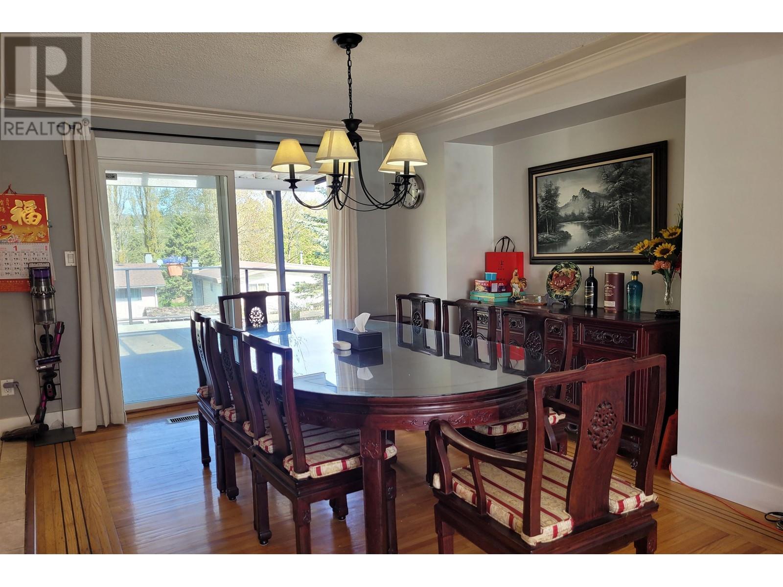 7921 Burnfield Crescent, Burnaby, British Columbia  V5E 2B8 - Photo 3 - R2864932