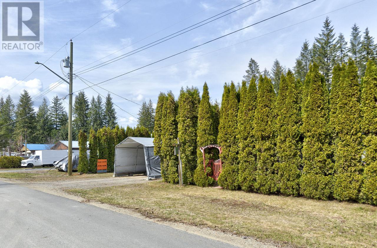 439 Wildwood Road, Clearwater, British Columbia  V0E 1N1 - Photo 48 - 177529
