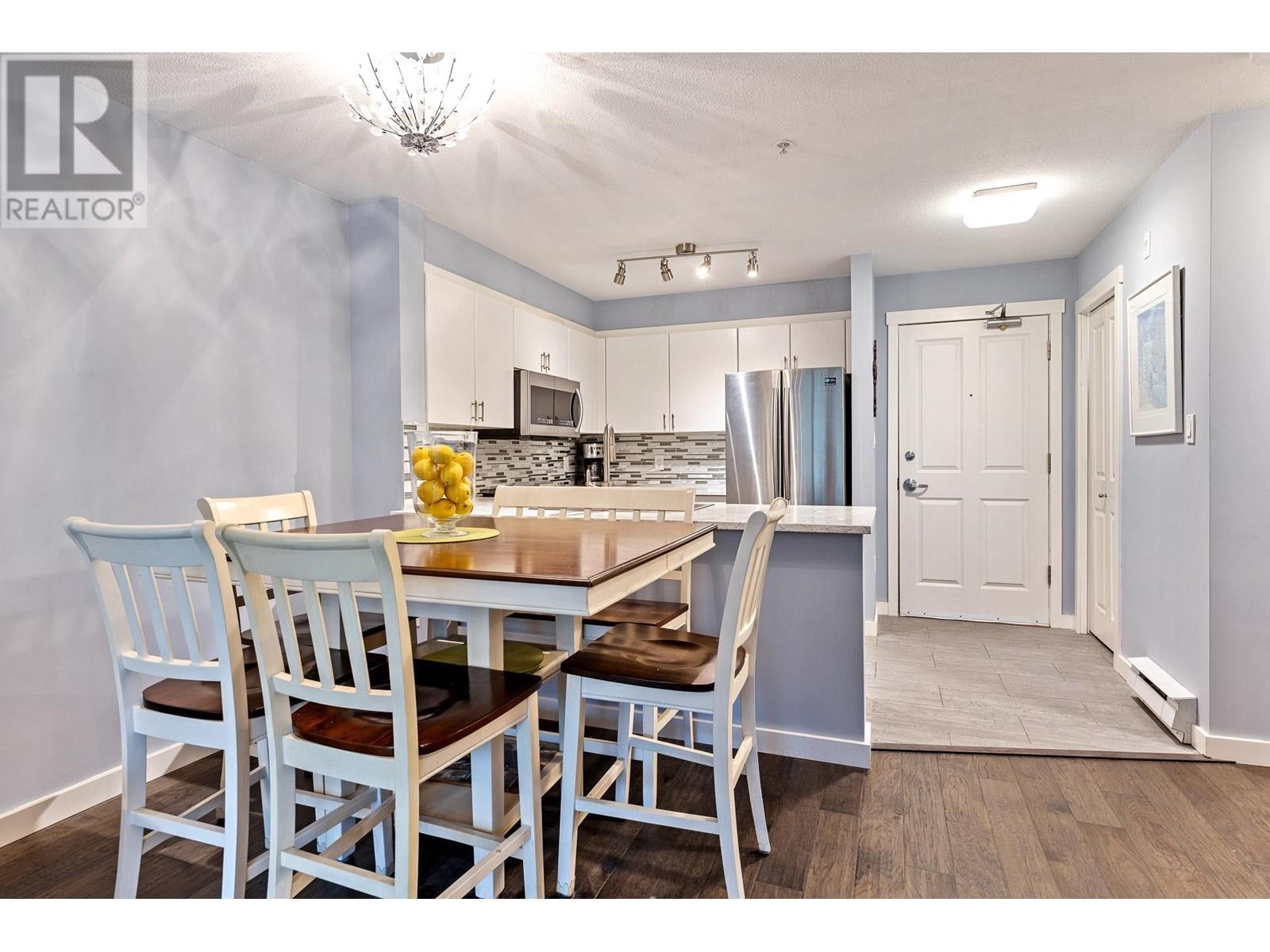 201 260 Newport Drive, Port Moody, British Columbia  V3H 5C6 - Photo 7 - R2864966