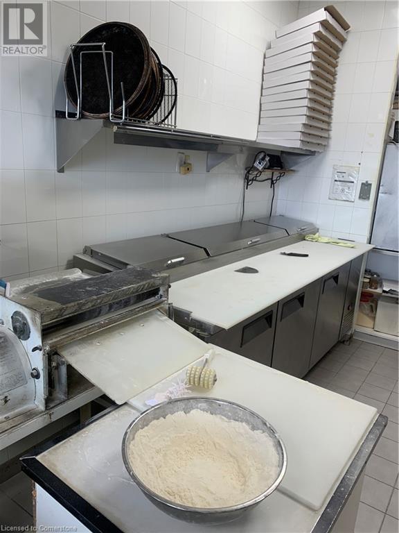 3101 Kingsway Drive Unit# F, Kitchener, Ontario  N2C 2N5 - Photo 5 - 40547334