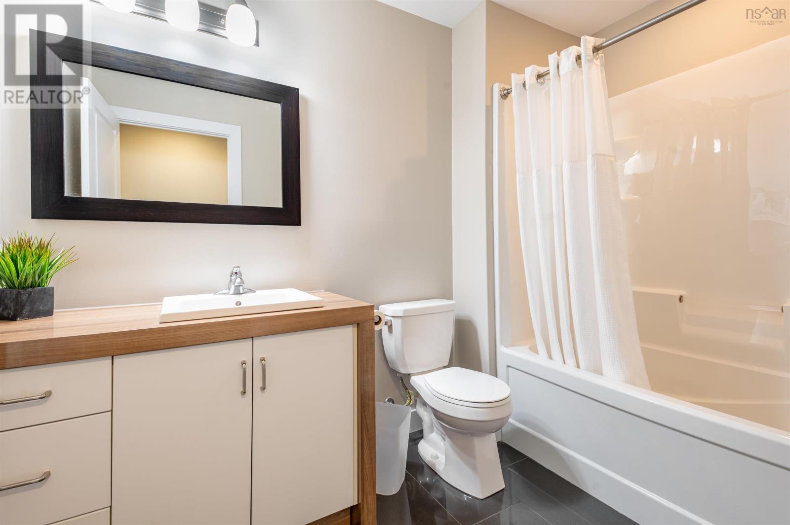 204 89 Pebblecreek Crescent, Dartmouth, Nova Scotia  B2W 0K6 - Photo 22 - 202405813