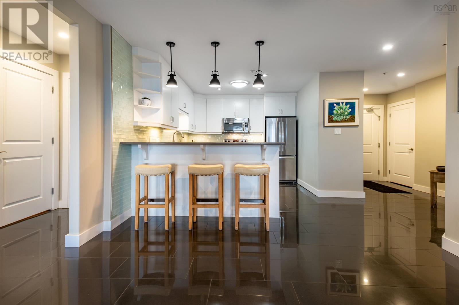 204 89 Pebblecreek Crescent, Dartmouth, Nova Scotia  B2W 0K6 - Photo 3 - 202405813