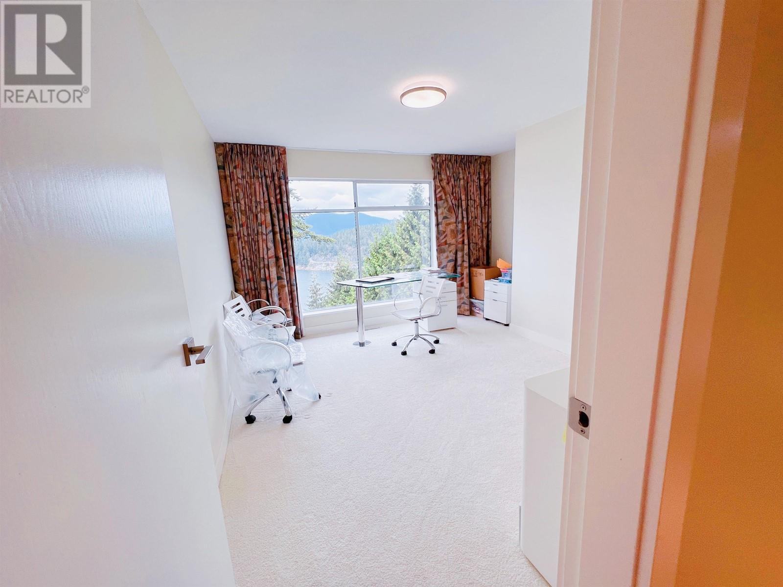 6177 Nelson Avenue, West Vancouver, British Columbia  V7W 2A1 - Photo 14 - R2864736