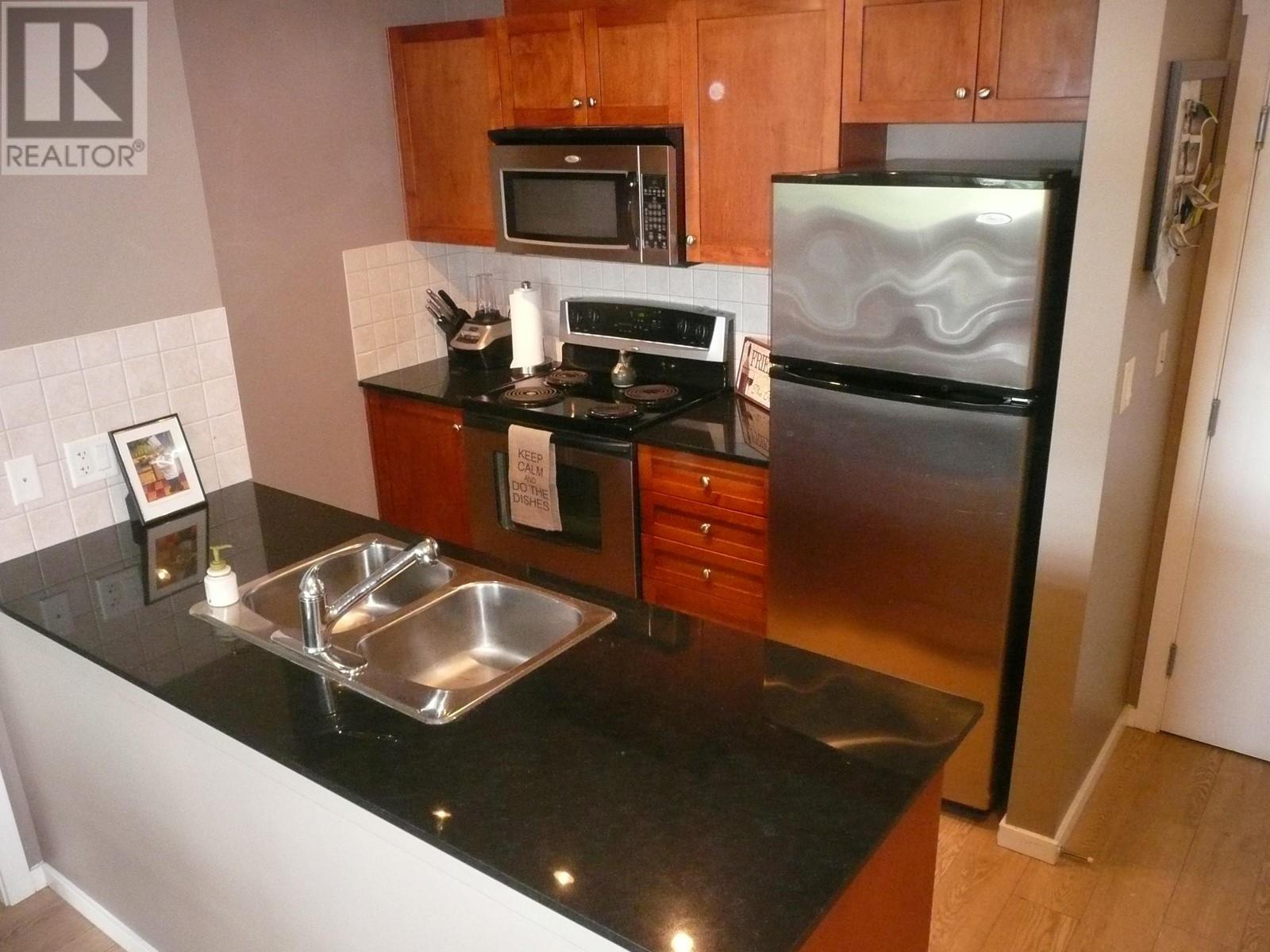 703 415 E Columbia Street, New Westminster, British Columbia  V3L 0B4 - Photo 2 - R2865194