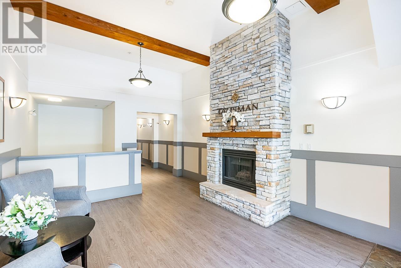 311 1420 Parkway Boulevard, Coquitlam, British Columbia  V3E 3J6 - Photo 3 - R2865202