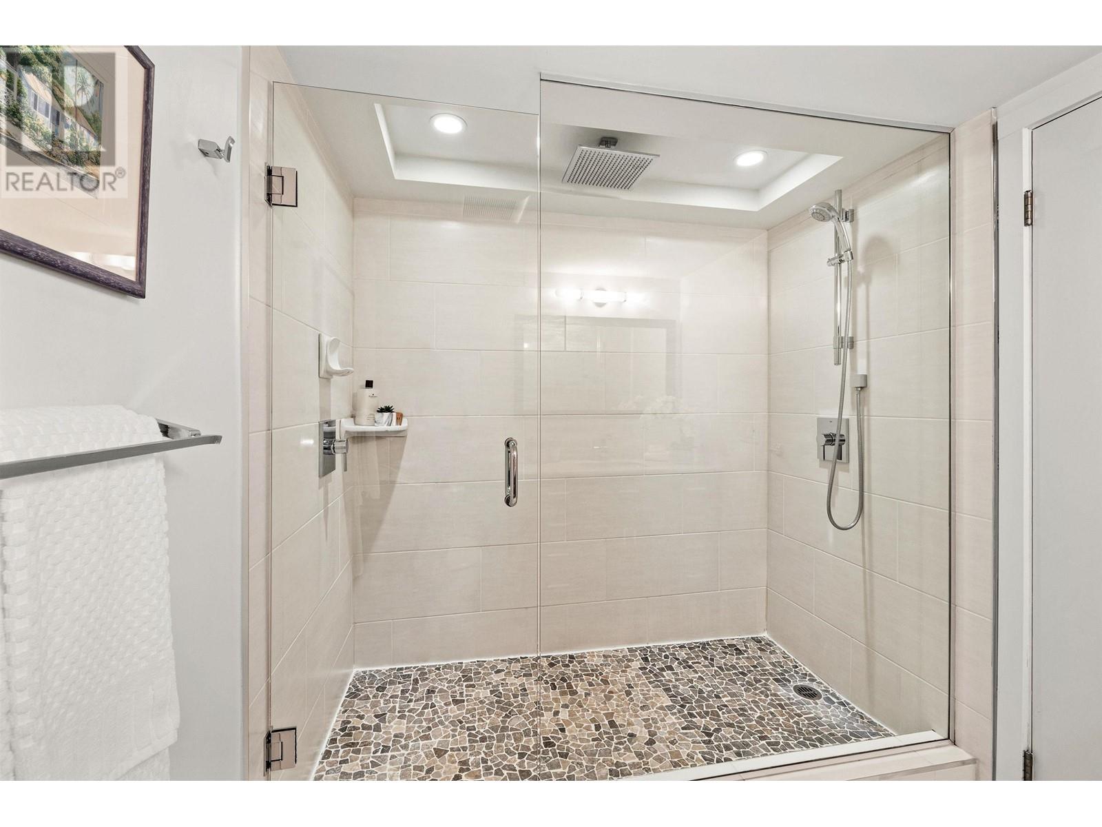 22 2231 Folkestone Way, West Vancouver, British Columbia  V7S 2Y6 - Photo 22 - R2865207