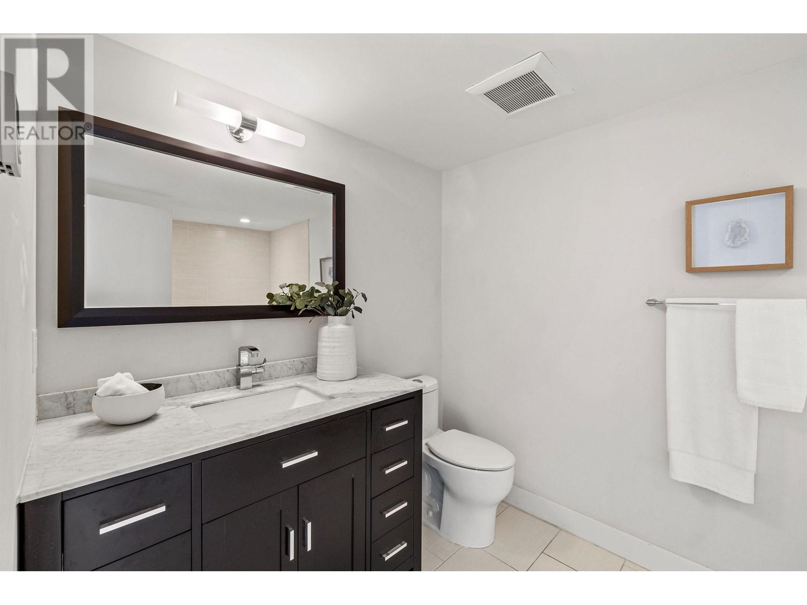 22 2231 Folkestone Way, West Vancouver, British Columbia  V7S 2Y6 - Photo 26 - R2865207