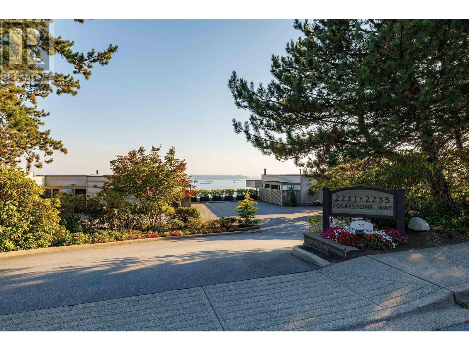 22 2231 Folkestone Way, West Vancouver, British Columbia  V7S 2Y6 - Photo 27 - R2865207