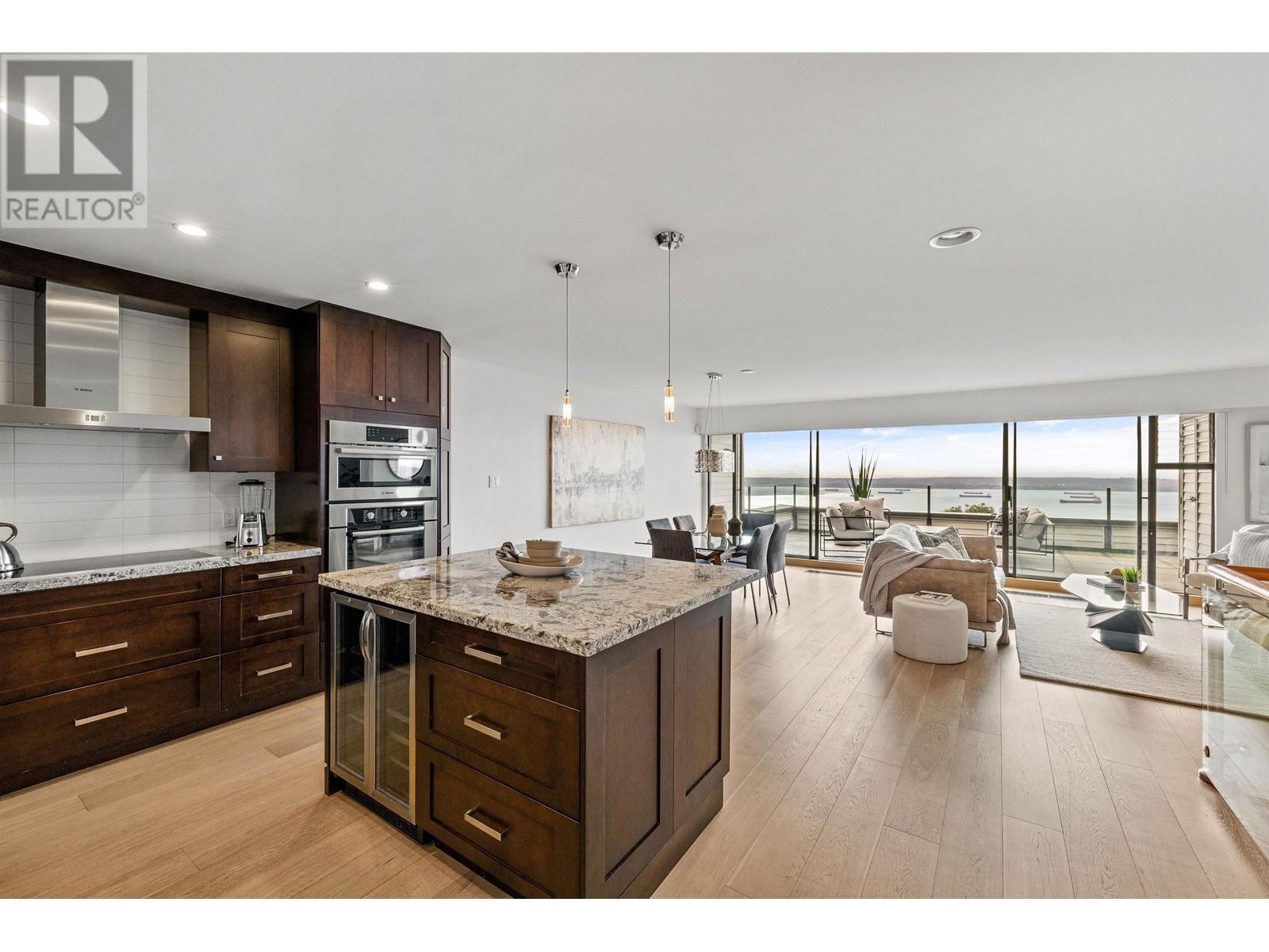 22 2231 Folkestone Way, West Vancouver, British Columbia  V7S 2Y6 - Photo 5 - R2865207