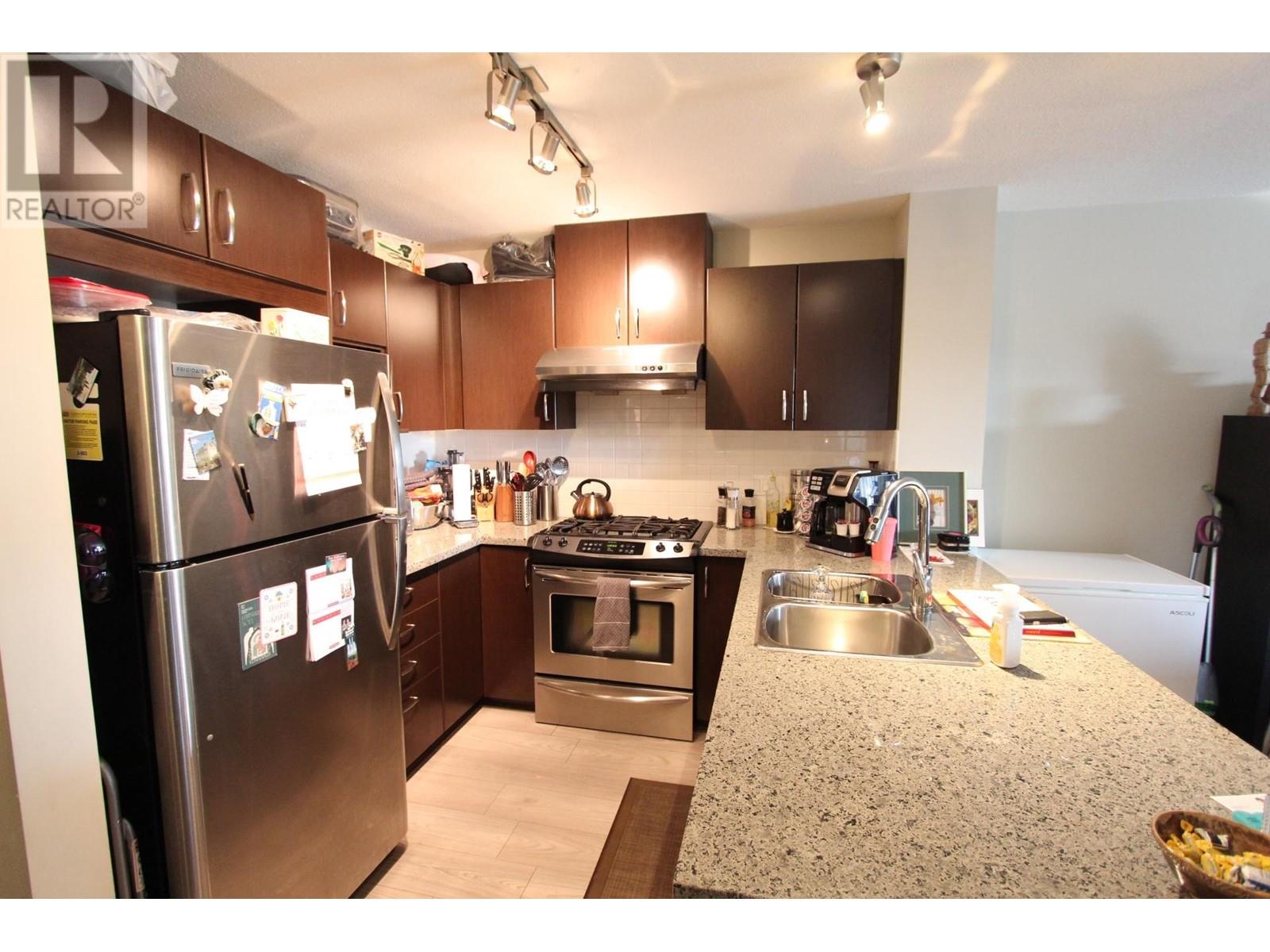 503 3132 Dayanee Springs Boulevard, Coquitlam, British Columbia  V3E 0B5 - Photo 3 - R2865277