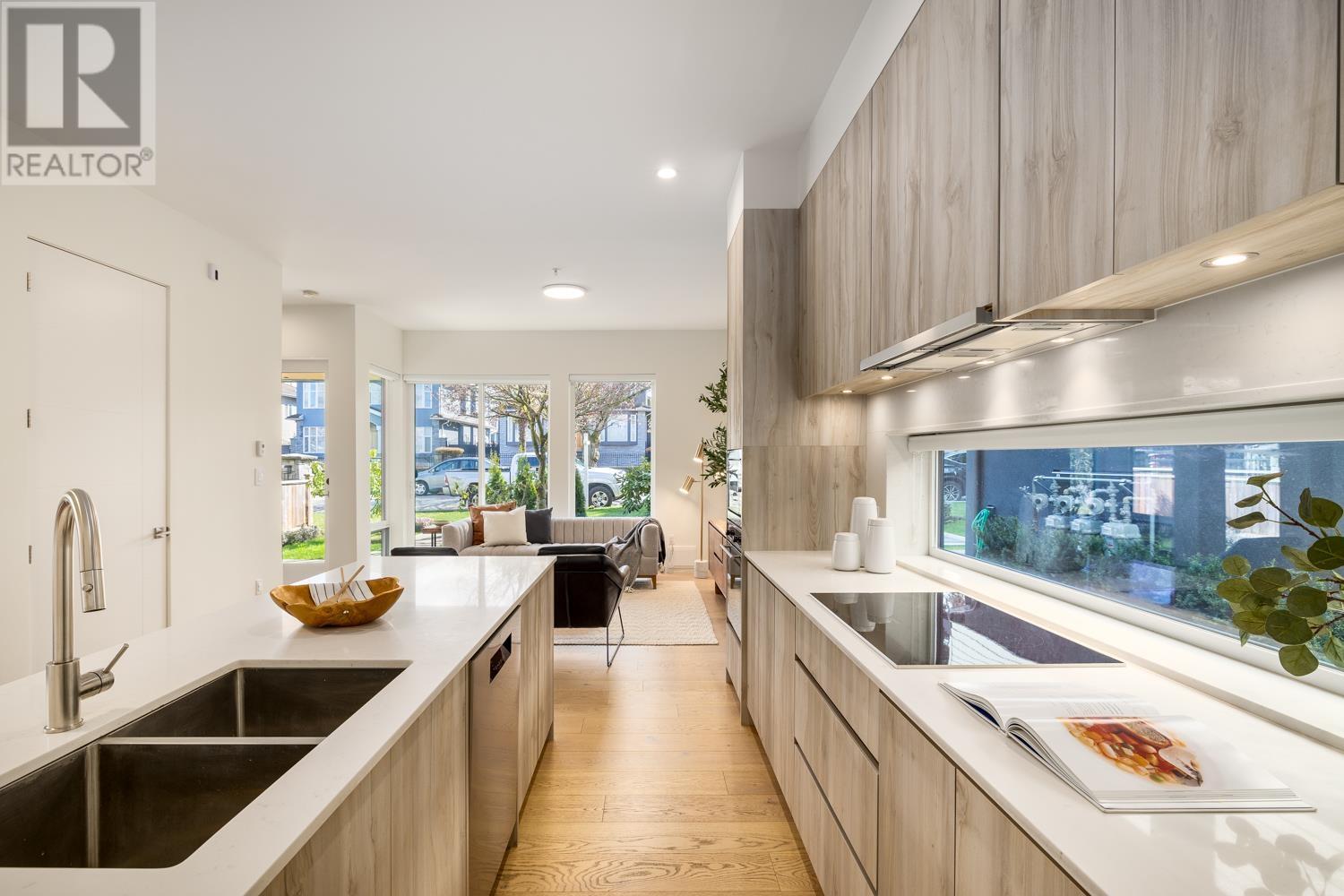 2561 E 40th Avenue, Vancouver, British Columbia  V5R 2V8 - Photo 10 - R2865292