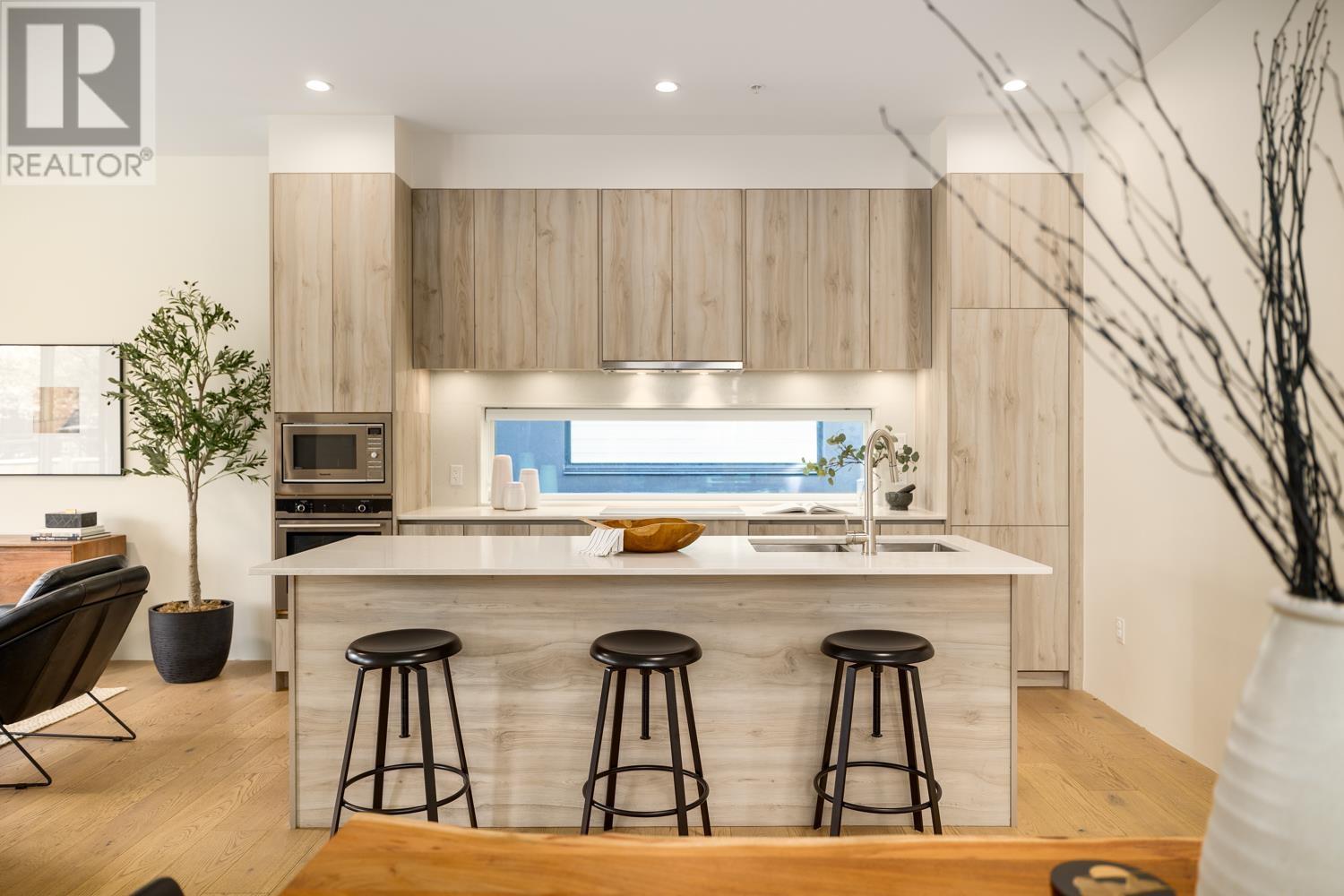 2561 E 40th Avenue, Vancouver, British Columbia  V5R 2V8 - Photo 11 - R2865292