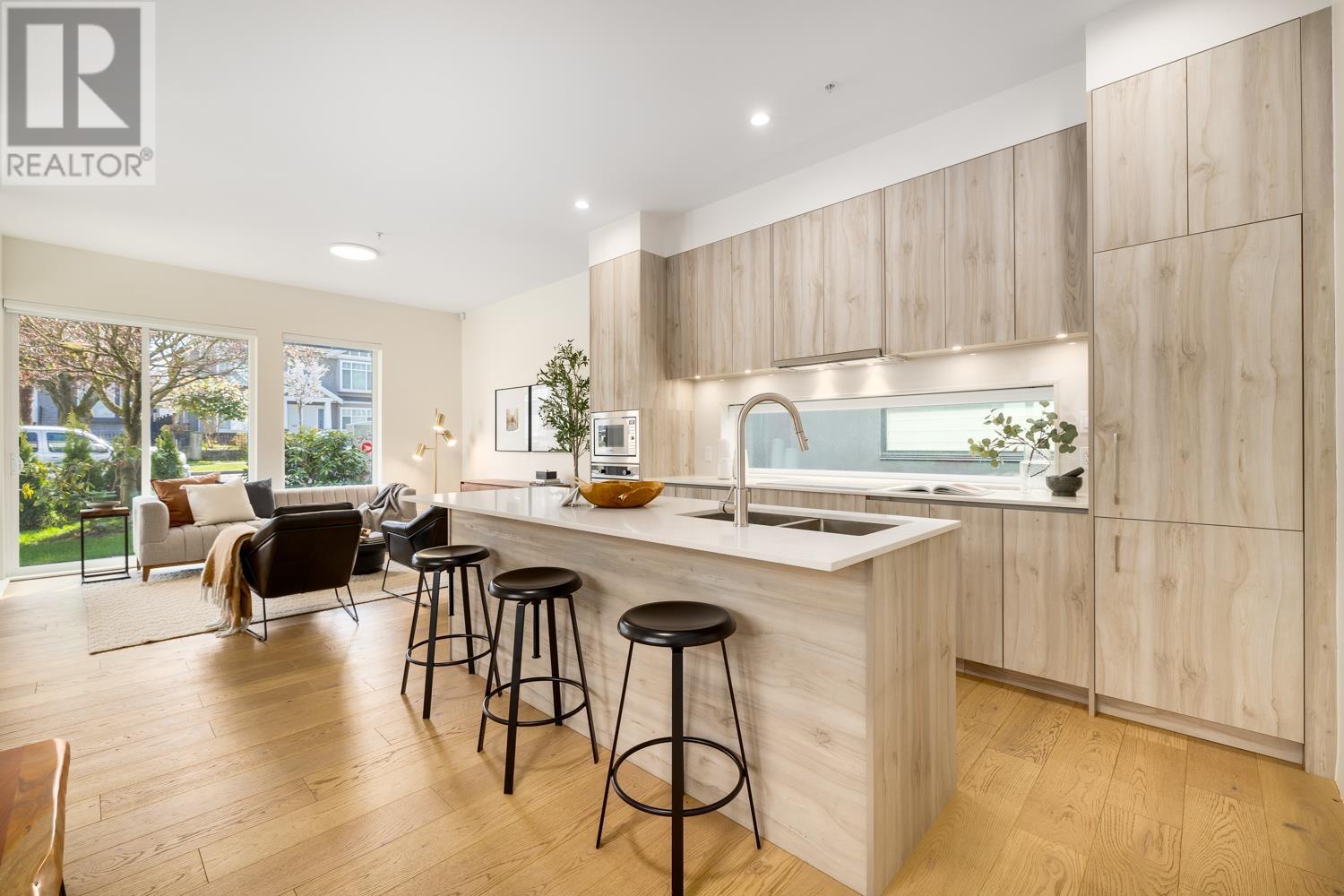 2561 E 40th Avenue, Vancouver, British Columbia  V5R 2V8 - Photo 12 - R2865292