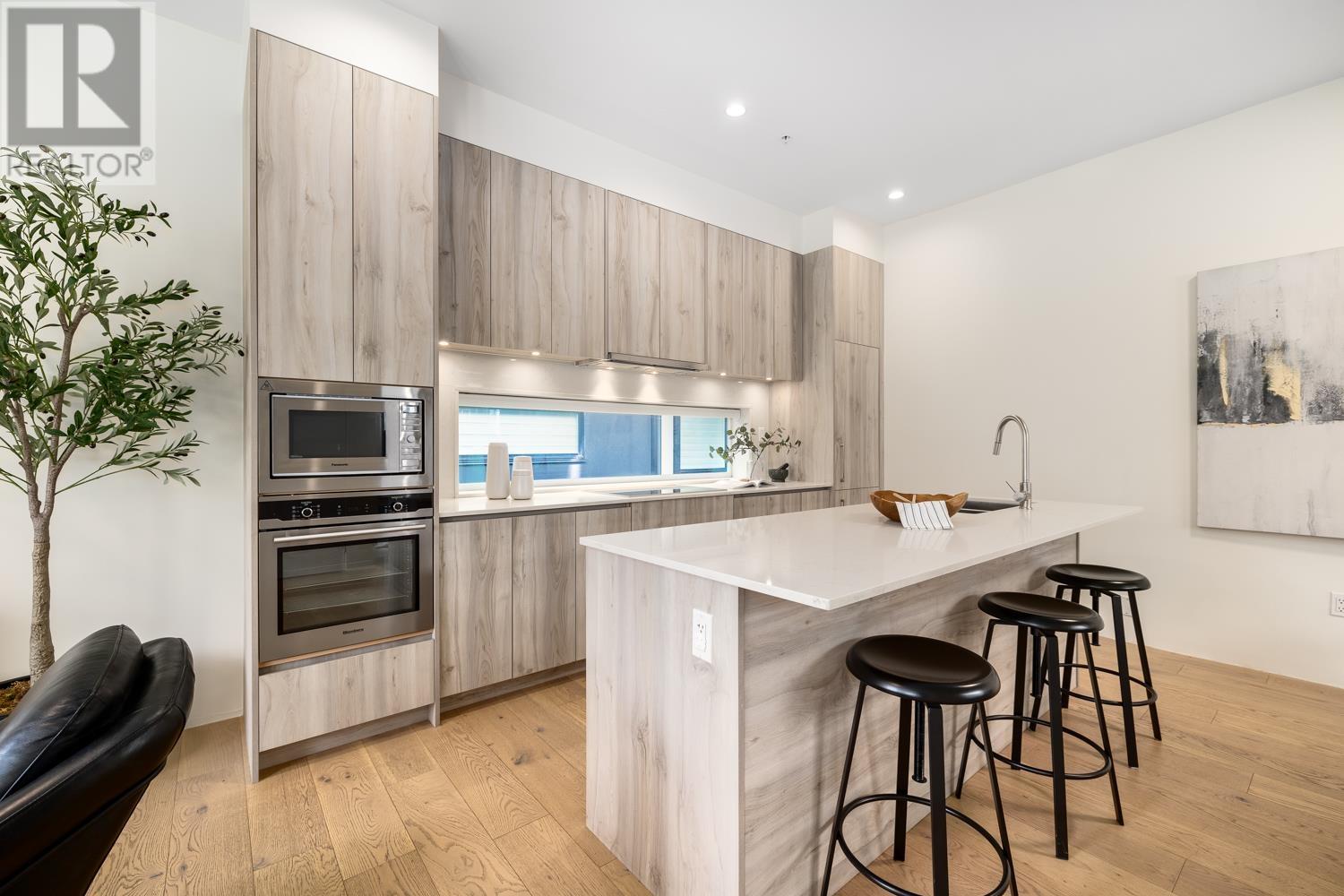 2561 E 40th Avenue, Vancouver, British Columbia  V5R 2V8 - Photo 8 - R2865292