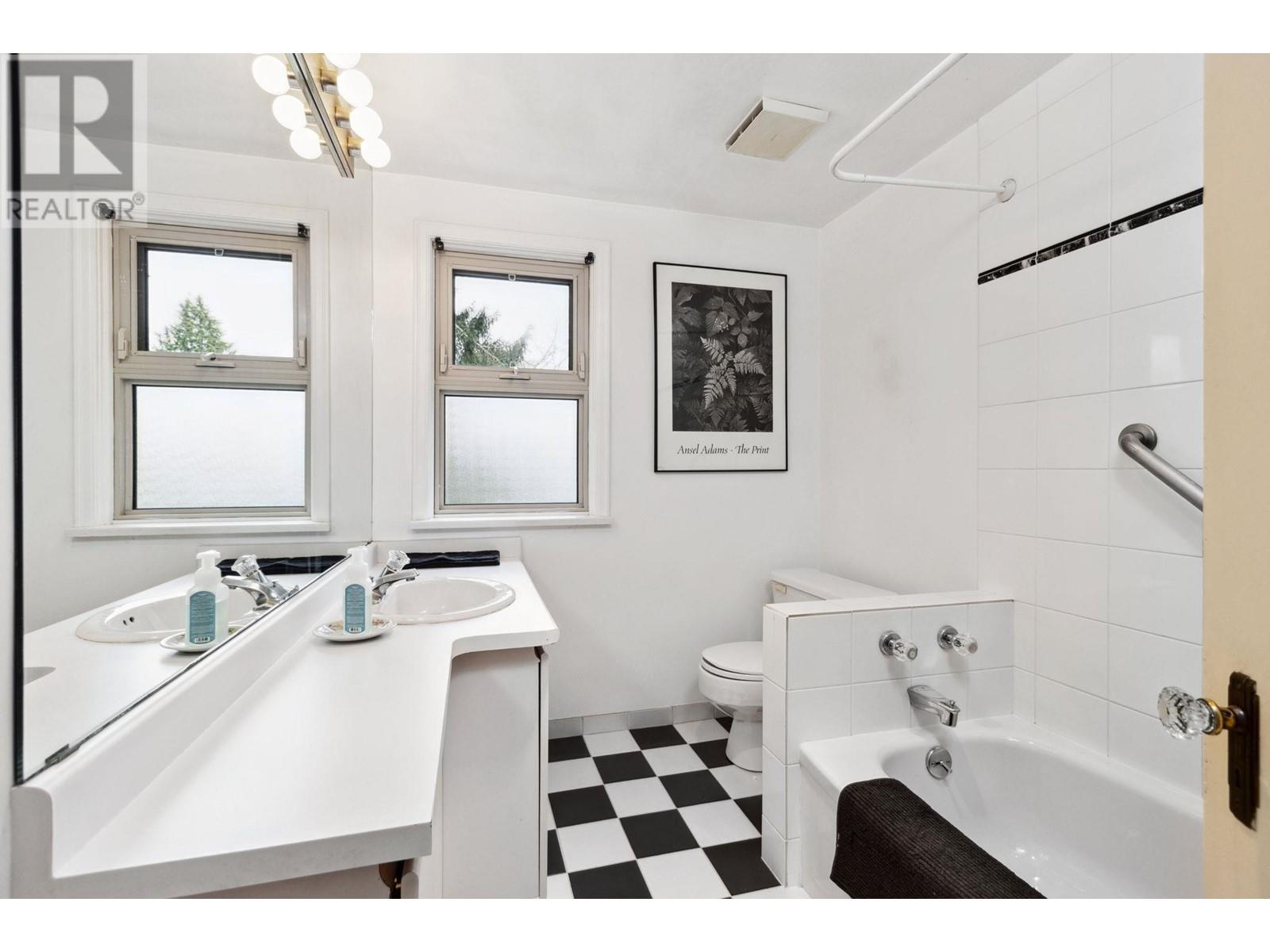 5537 Holland Street, Vancouver, British Columbia  V6N 2A7 - Photo 18 - R2865138