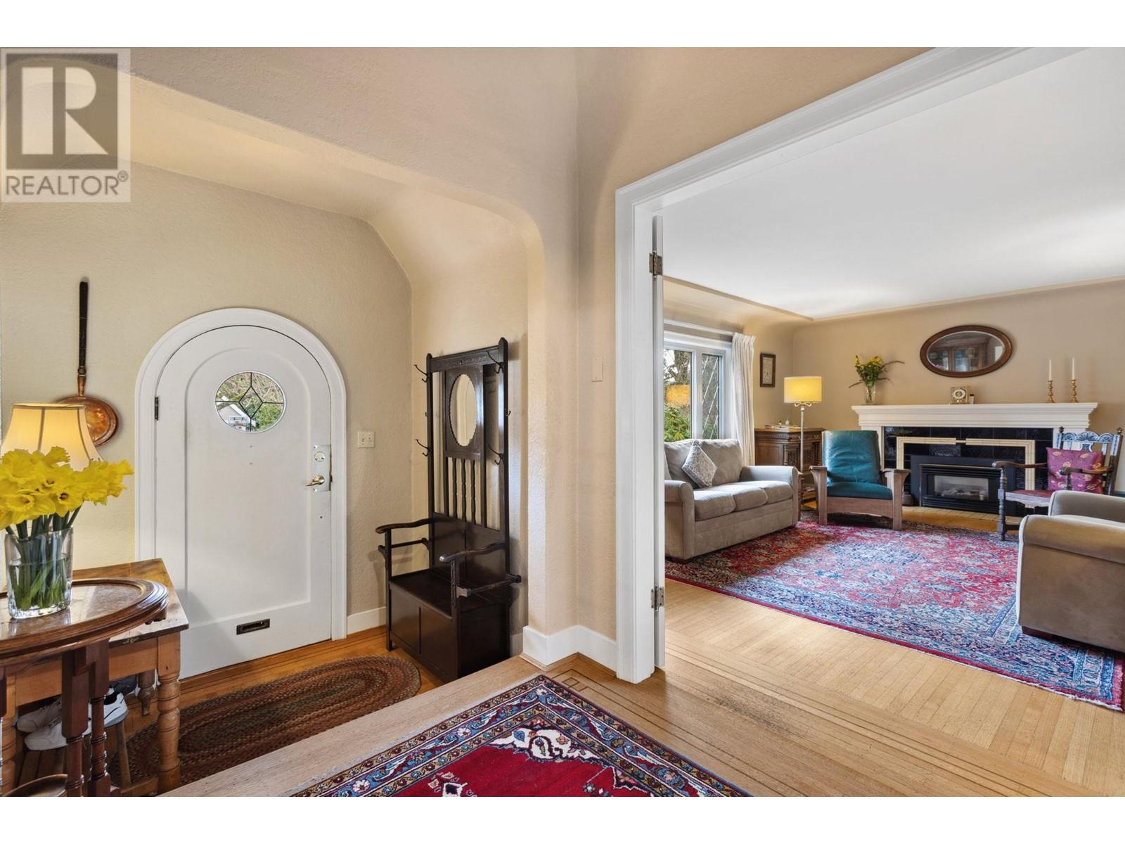 5537 Holland Street, Vancouver, British Columbia  V6N 2A7 - Photo 7 - R2865138