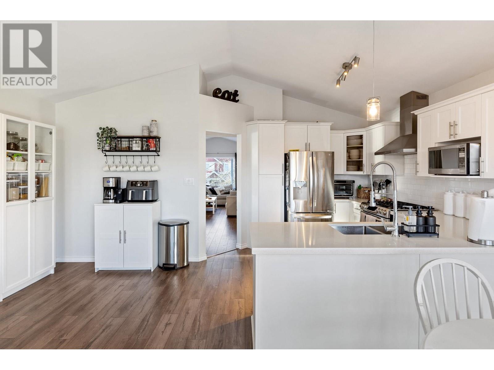 23756 Kanaka Way, Maple Ridge, British Columbia  V2W 2E2 - Photo 24 - R2865164