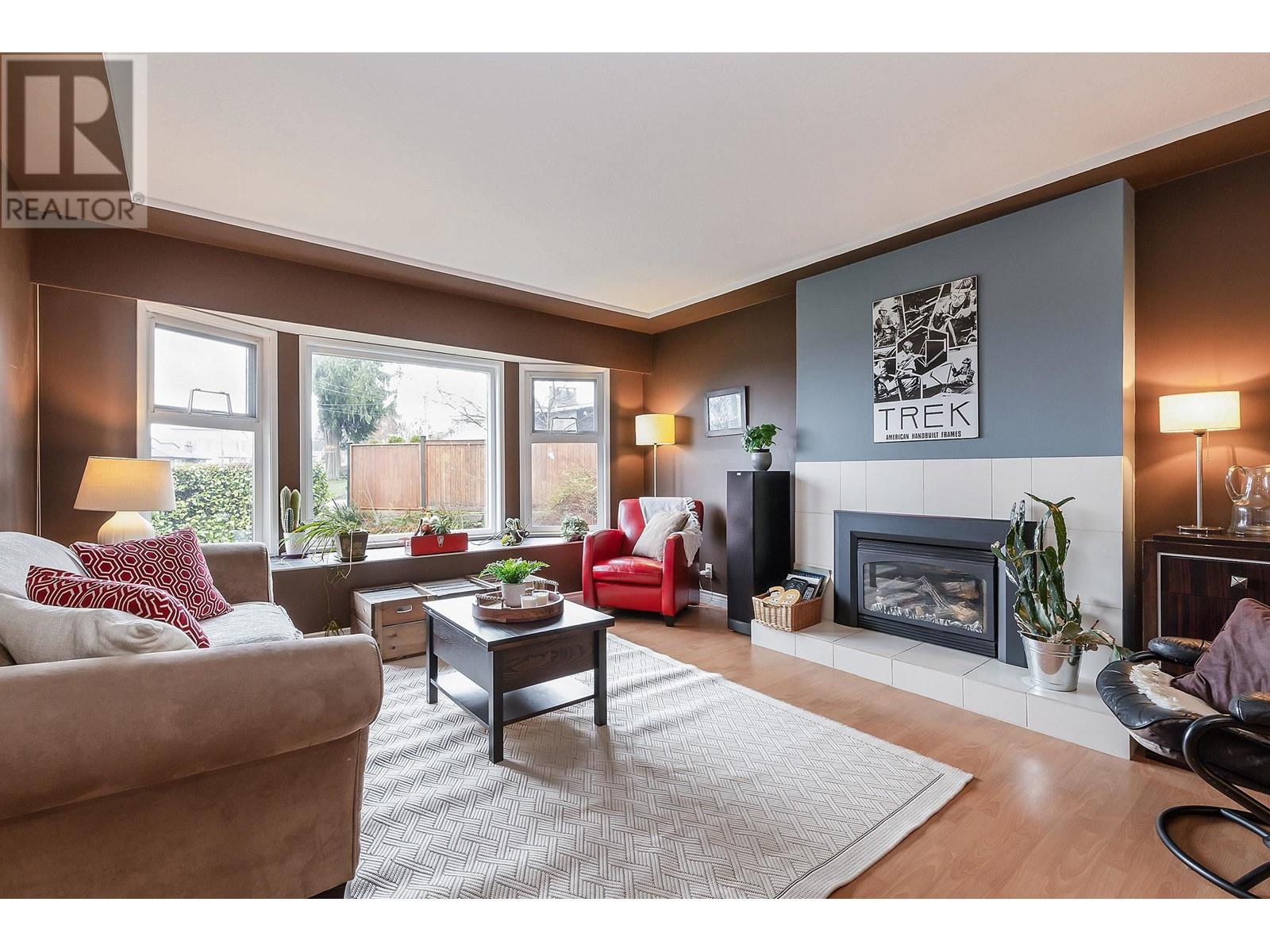 1169 Madore Avenue, Coquitlam, British Columbia  V3K 3C1 - Photo 3 - R2865177