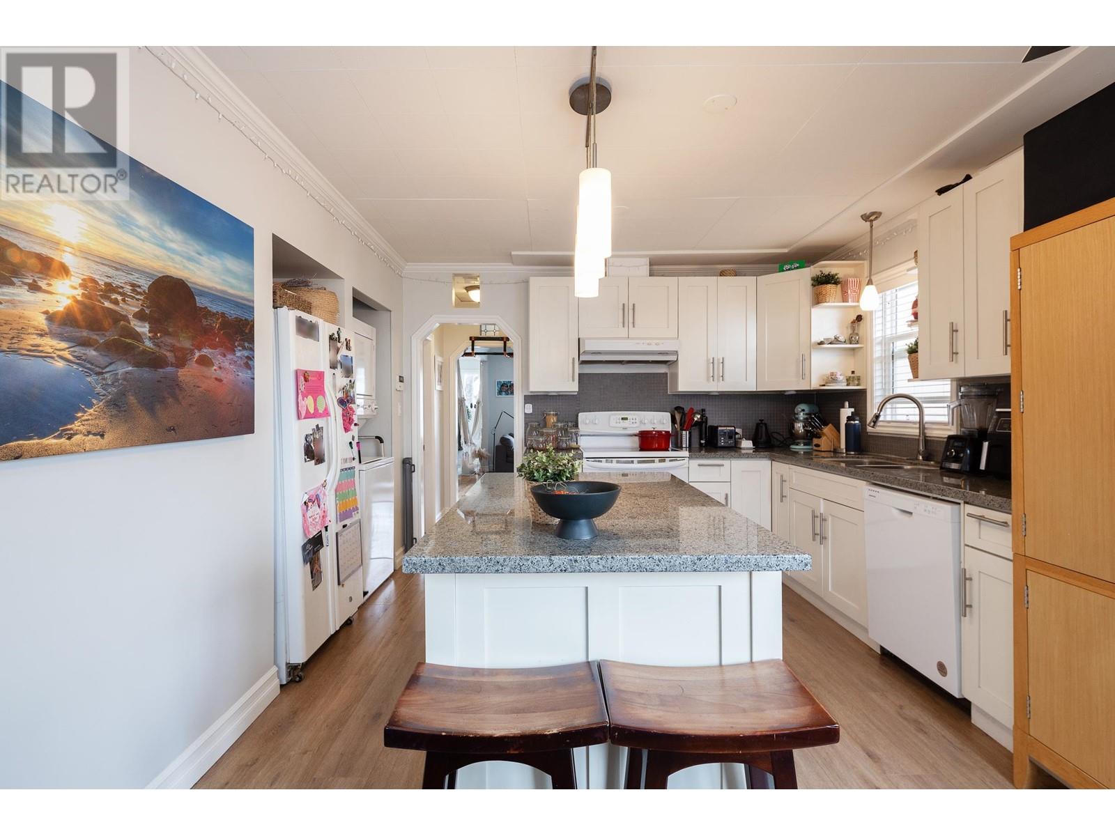 927 E 51st Avenue, Vancouver, British Columbia  V5X 1E4 - Photo 11 - R2865178