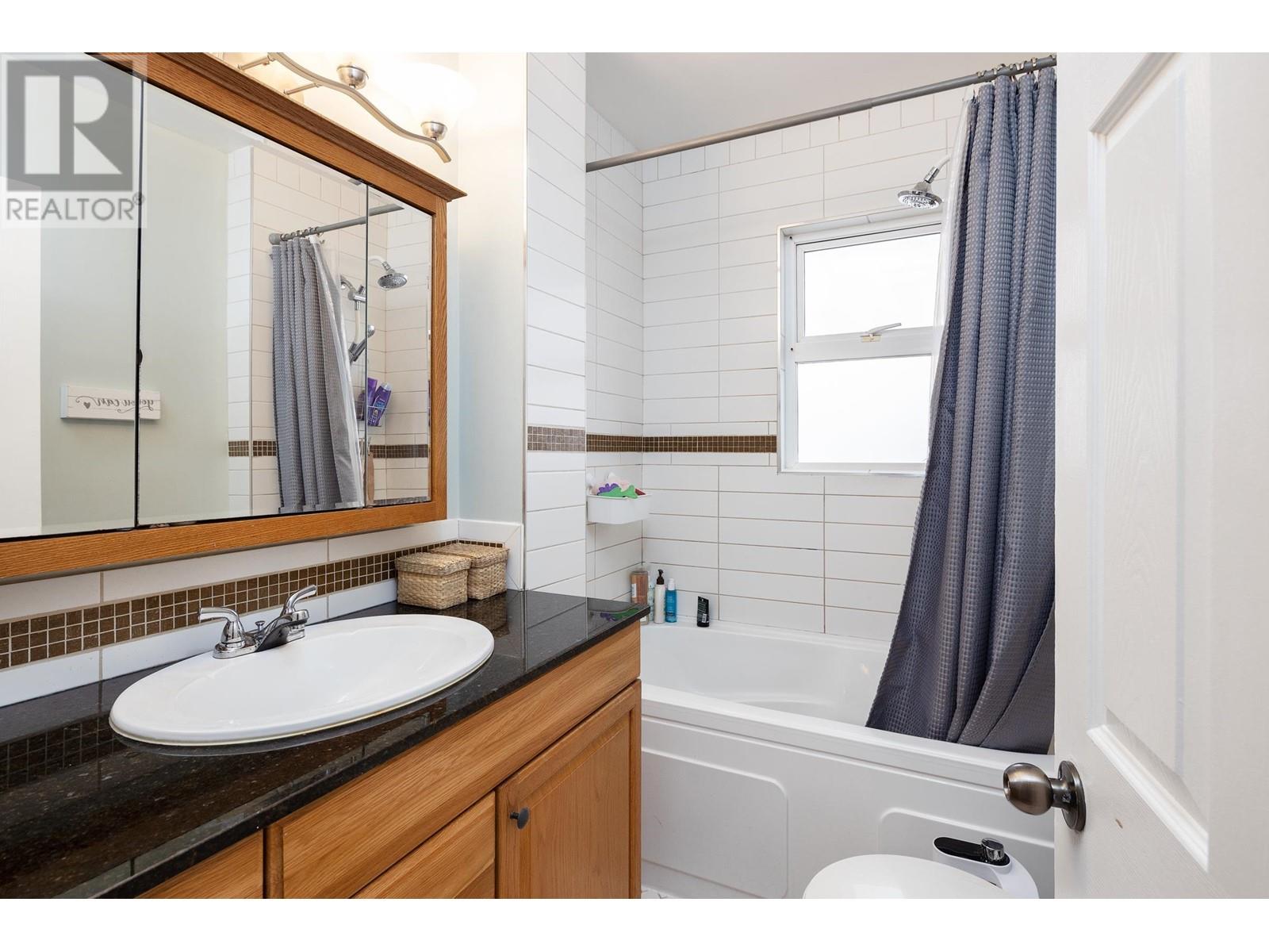 927 E 51st Avenue, Vancouver, British Columbia  V5X 1E4 - Photo 16 - R2865178