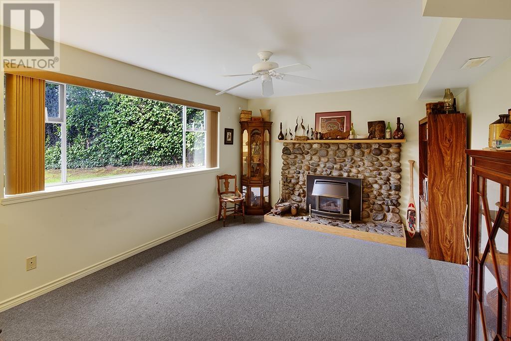 1025 Ogden Street, Coquitlam, British Columbia  V3C 3V8 - Photo 20 - R2865238
