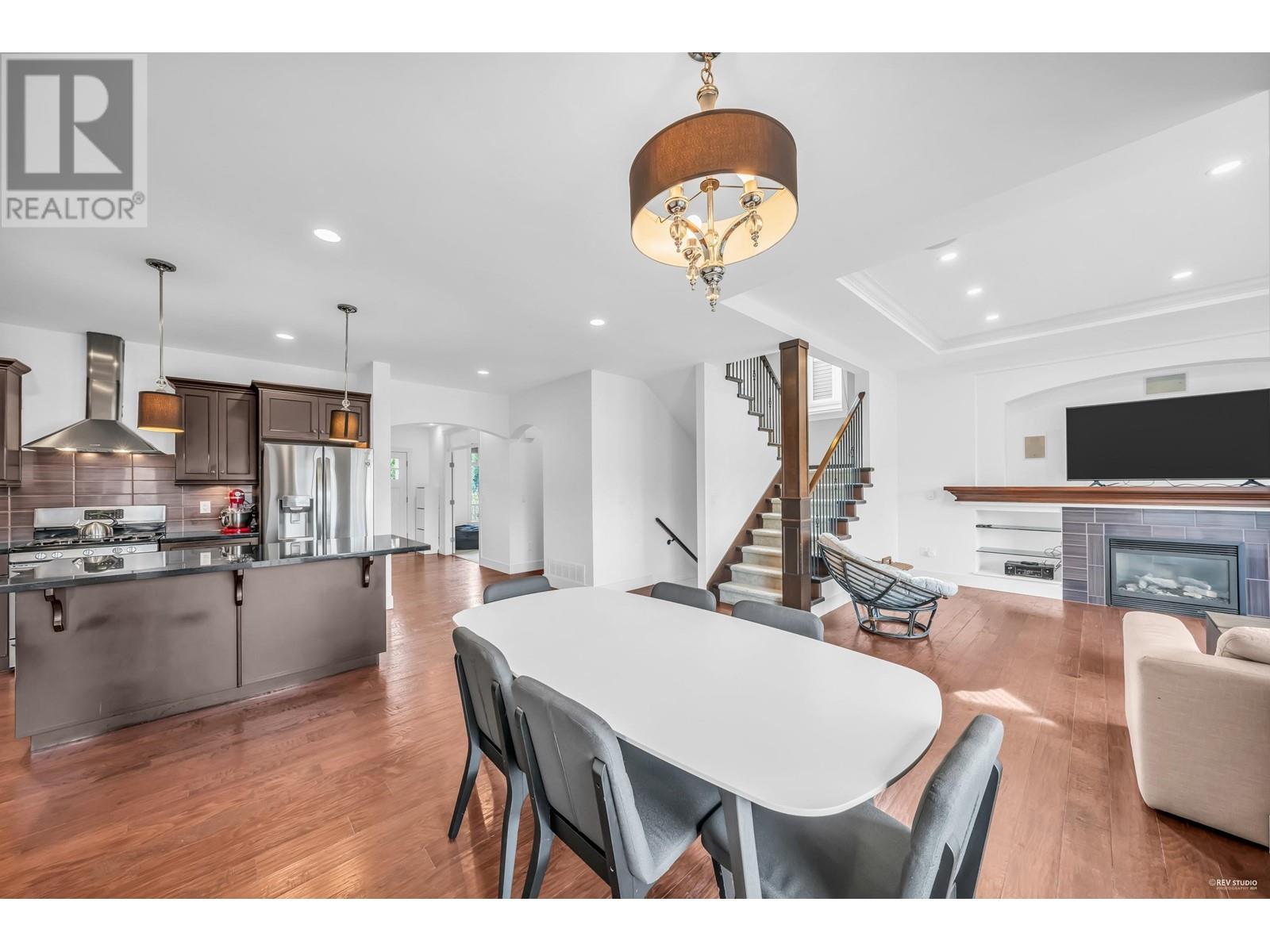 1382 Coast Meridian Road, Coquitlam, British Columbia  V3E 3H1 - Photo 15 - R2865256