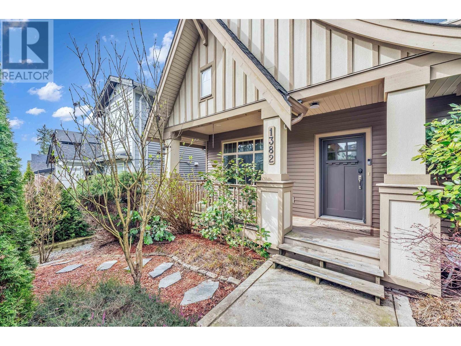 1382 Coast Meridian Road, Coquitlam, British Columbia  V3E 3H1 - Photo 2 - R2865256