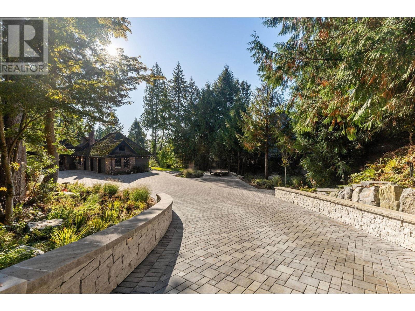 4286 Rockend Place, West Vancouver, British Columbia  V7W 1A1 - Photo 10 - R2865257