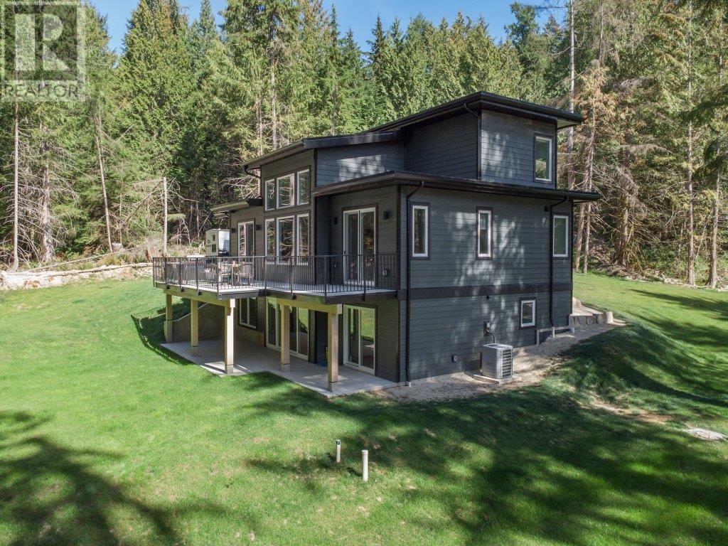 1127 Malcolm Creek Road, Roberts Creek, British Columbia  V0N 2W3 - Photo 35 - R2865280