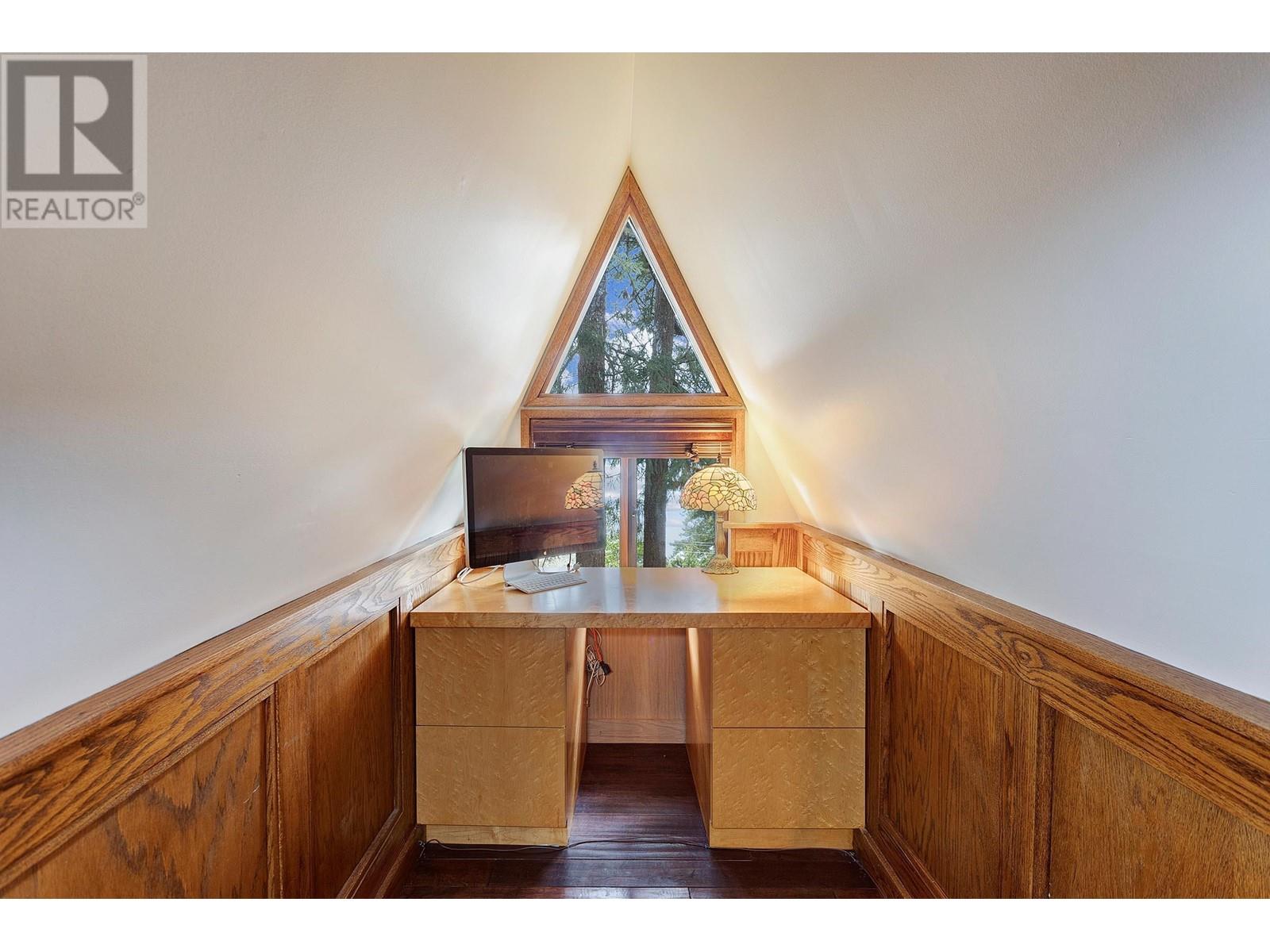 325 Bayview Road, Lions Bay, British Columbia  V0N 2E0 - Photo 30 - R2865096