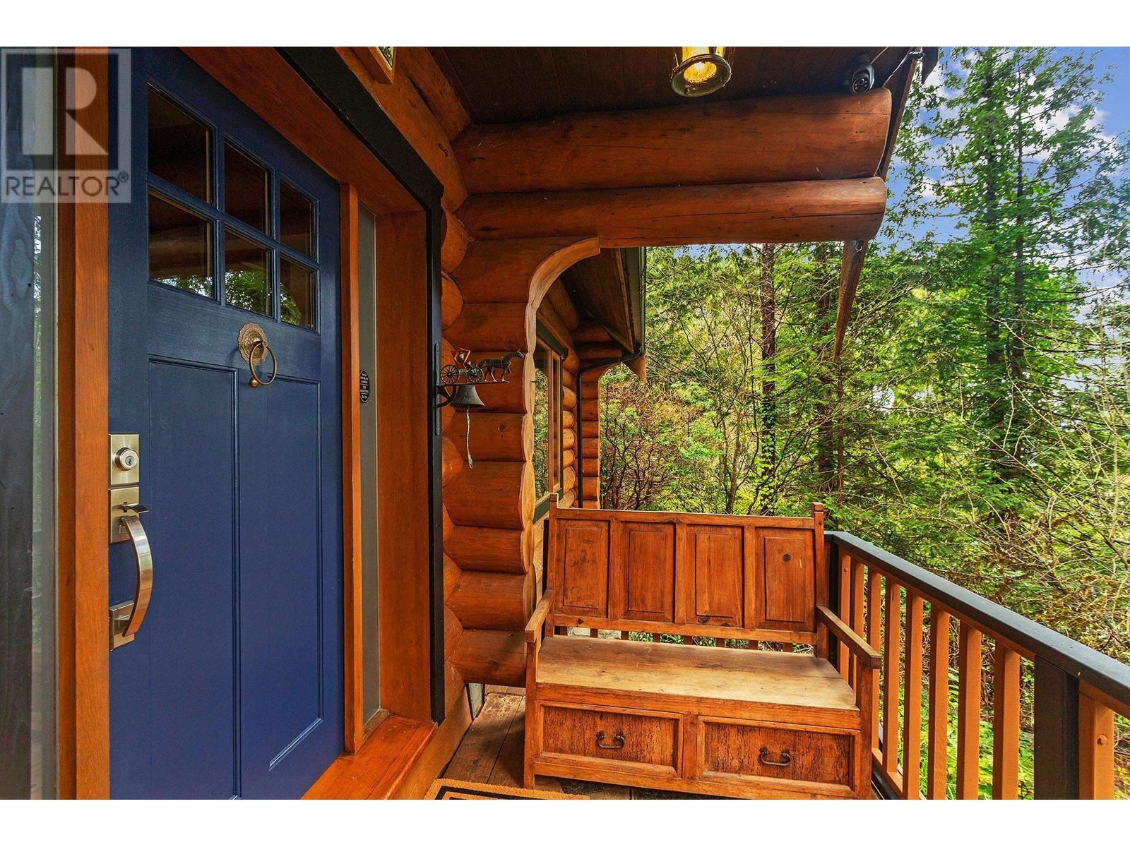 325 Bayview Road, Lions Bay, British Columbia  V0N 2E0 - Photo 3 - R2865096