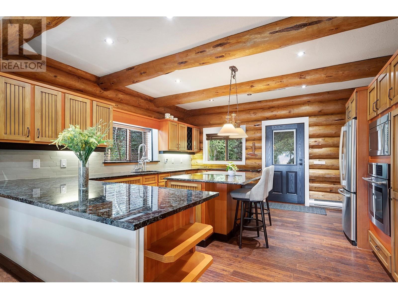 325 Bayview Road, Lions Bay, British Columbia  V0N 2E0 - Photo 9 - R2865096