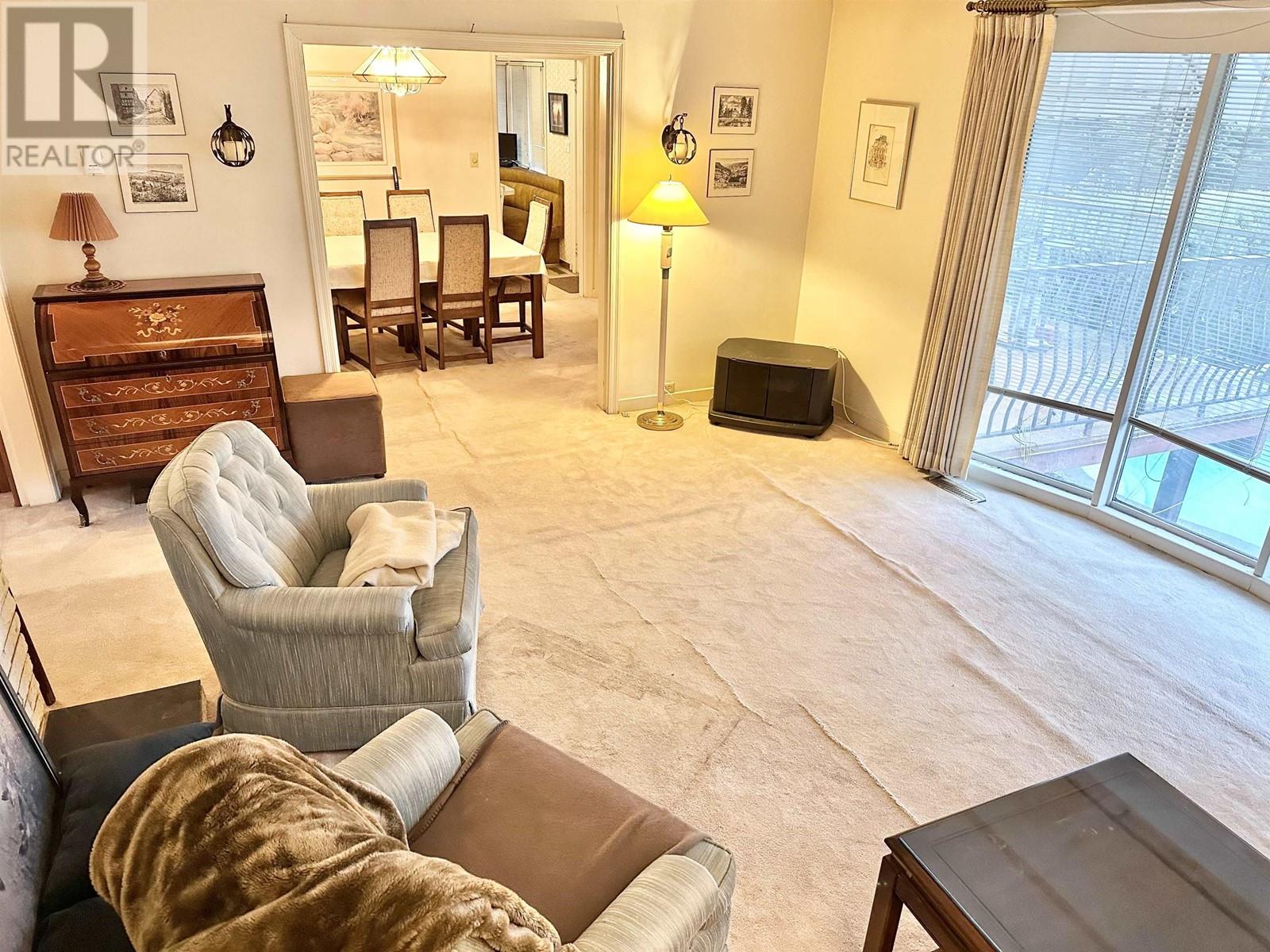 4334 Rumble Street, Burnaby, British Columbia  V5J 2A1 - Photo 5 - R2865166