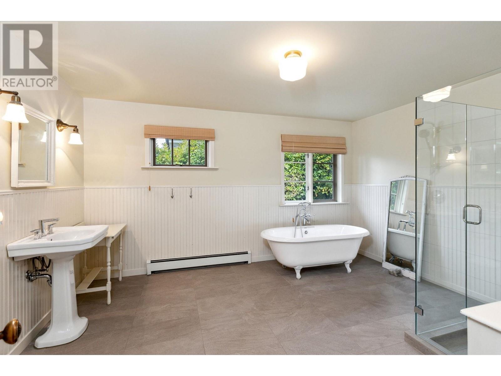 2757 Mathers Avenue, West Vancouver, British Columbia  V7V 2J5 - Photo 12 - R2865322