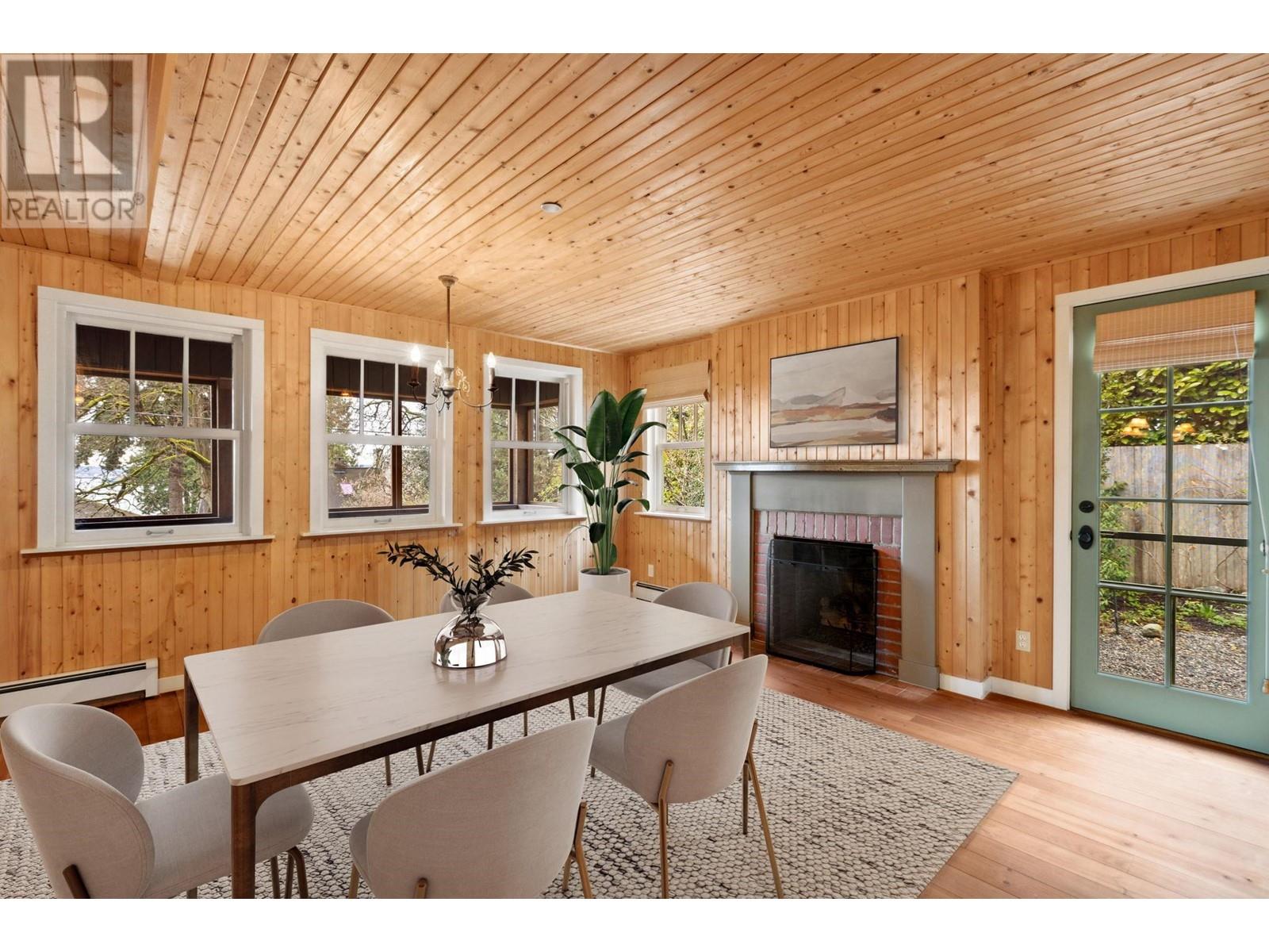 2757 Mathers Avenue, West Vancouver, British Columbia  V7V 2J5 - Photo 3 - R2865322