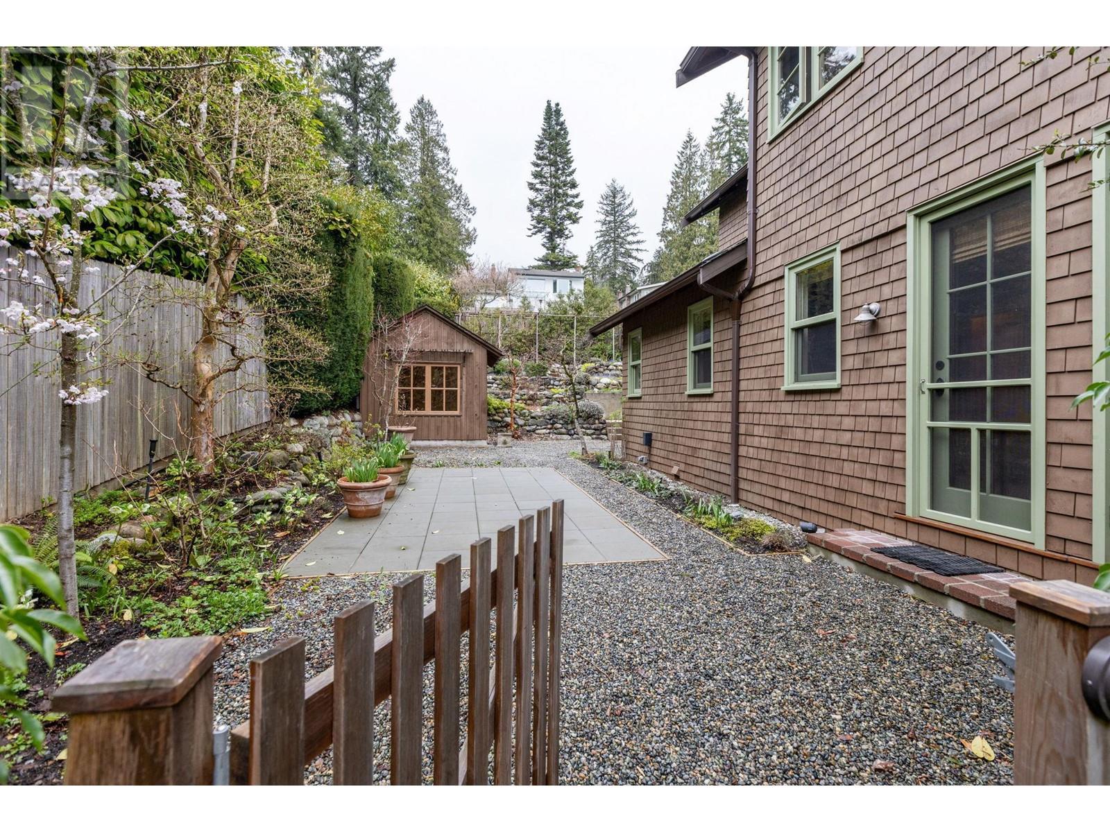 2757 Mathers Avenue, West Vancouver, British Columbia  V7V 2J5 - Photo 16 - R2865322