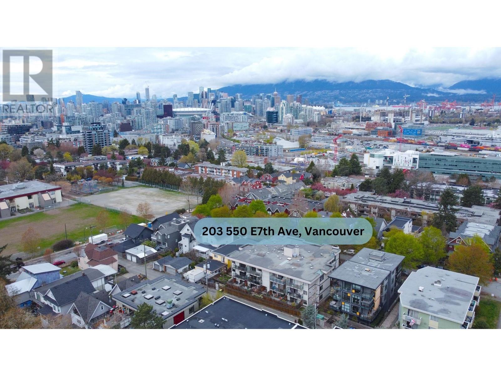 203 550 E 7th Avenue, Vancouver, British Columbia  V5T 1N7 - Photo 2 - R2865285
