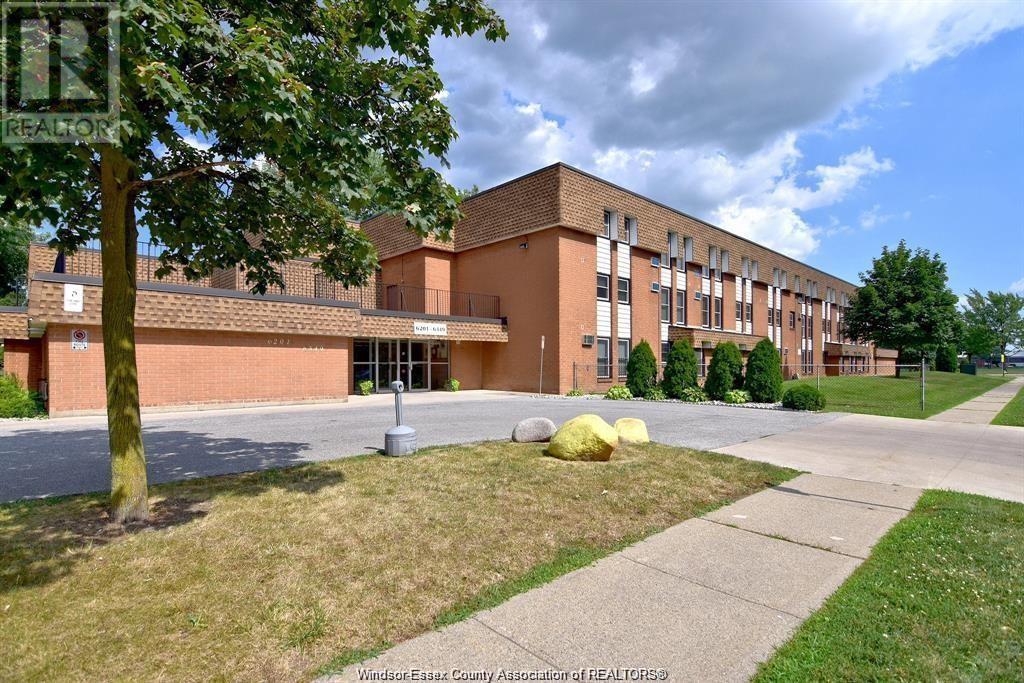 6217 Thornberry Crescent Unit# 235, Windsor, Ontario  N8T 3A5 - Photo 1 - 24006809