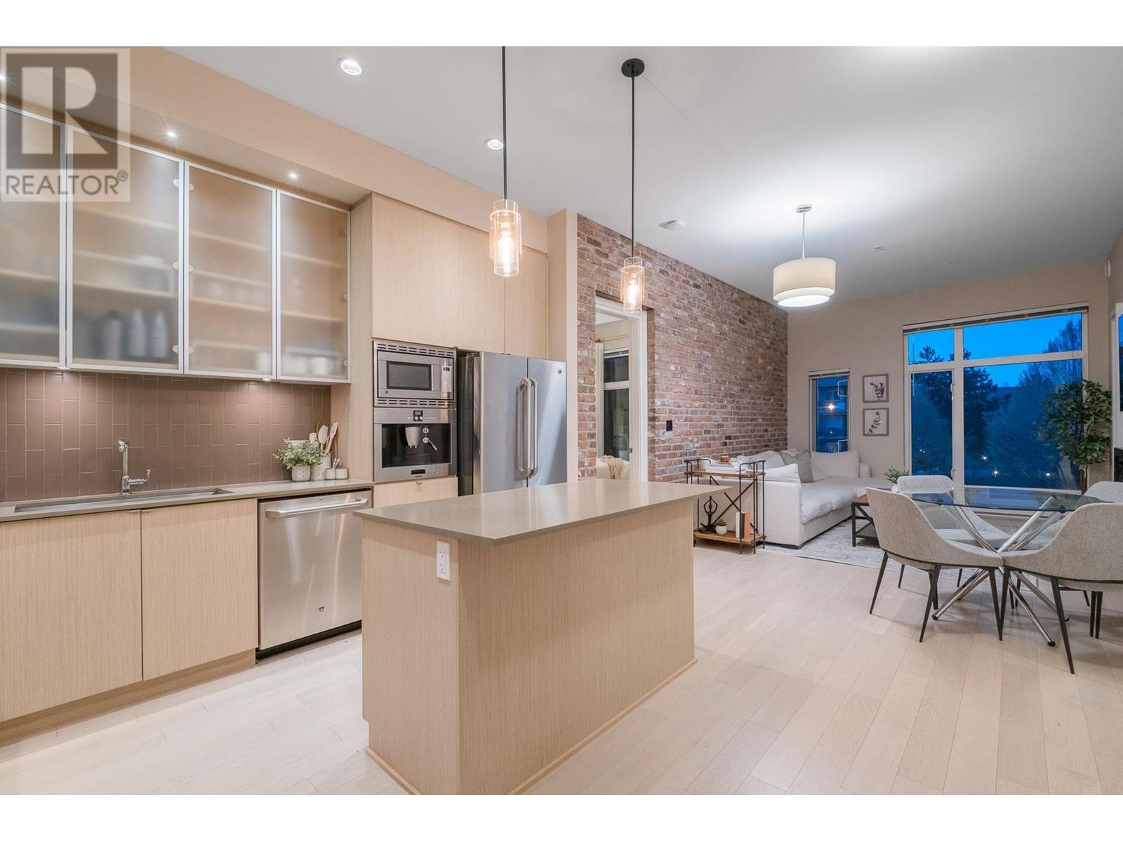 208 260 Salter Street, New Westminster, British Columbia  V3M 0J4 - Photo 8 - R2865172